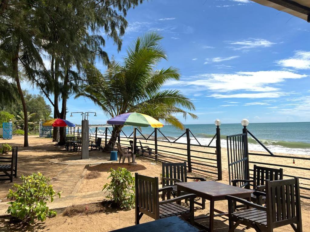 Tsunami Beach Hotel Arugam Bay Exterior foto